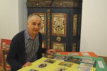 Franz Salzmann přivezl výstavu velikonočních pohlednic.