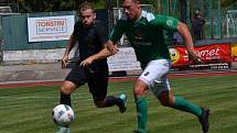 Fotbalová příprava: FK Slavoj Český Krumlov (zelené dresy) - TJ Olešník 1:2 (0:1).