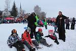 Tisíce lidí dorazily o víkendu zabruslit si na Lipno.