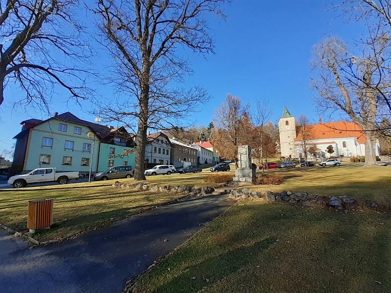 Nová rozhledna na Dobré Vodě láká do Horní Plané zástupy výletníků.