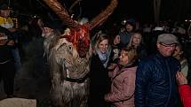 Krampusáci děsili svým zjevem ve Vyšším Brodě.