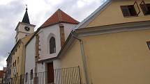 Rekonstrukce bývalého kostela sv. Filipa a Jakuba ve Velešíně stála 30 milionů korun.