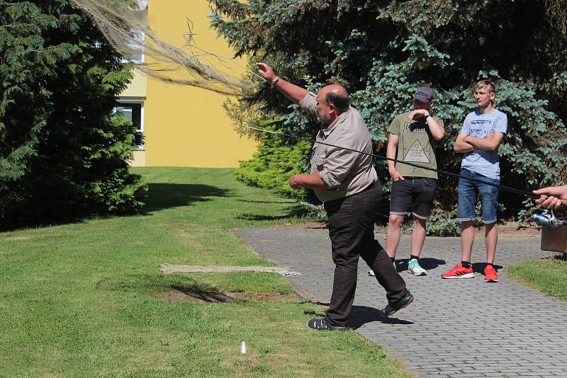 Během jubilejního 30. ročníku Vodňanských rybářských slavností si četní návštěvníci včetně dětí užili ryby na mnoho způsobů.