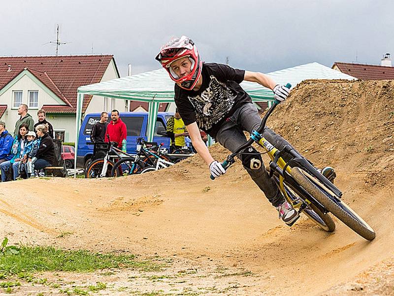 V Dolním Třeboníně je otevřen nový bikepark.