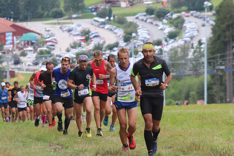 Lipno Sport Fest 2019 v sobotu zahájil půlmaraton v rámci Mizuno Trail Running Cupu 2019.