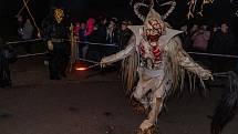 Krampusáci děsili svým zjevem ve Vyšším Brodě.