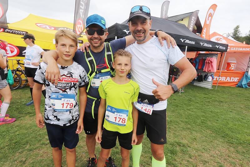 Lipno Sport Fest 2019 v sobotu zahájil půlmaraton v rámci Mizuno Trail Running Cupu 2019.