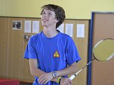 Křemežské badmintonové naděje se mohou radovat (na snímku Jindřich Kukač), neboť při krajském přeboru kategorie starších juniorů U19 kromě dívčího deblu posbíraly všechny nejcennější medaile.