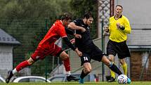 Fotbalisté Dolního Dvořiště (v černých dresech) v premiéře v I. A třídy porazili Netolice hladce 4:0.