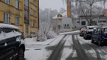 Český Krumlov zasypal dopoledne 25. prosince 2021 sníh.