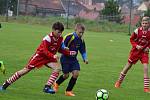 OP starší žáci - 6. kolo: Sokol Chvalšiny (modré dresy) - SK Holubov / Sokol Křemže 0:7 (0:5).