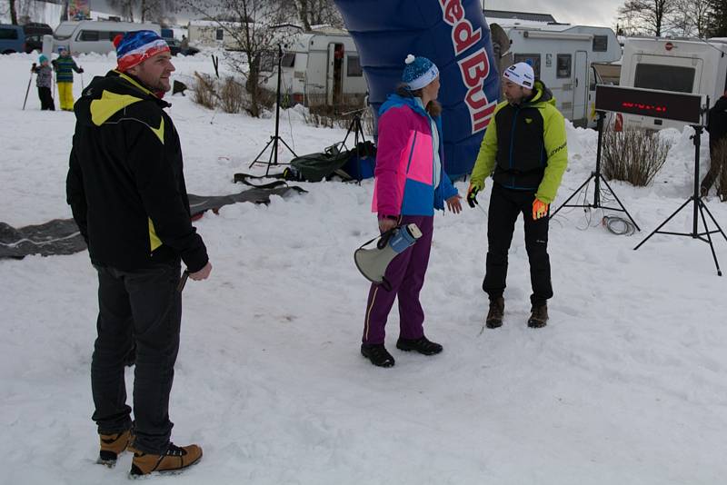 Již čtvrtý Ice Marathon odstartoval v sobotu v Černé v Pošumaví.