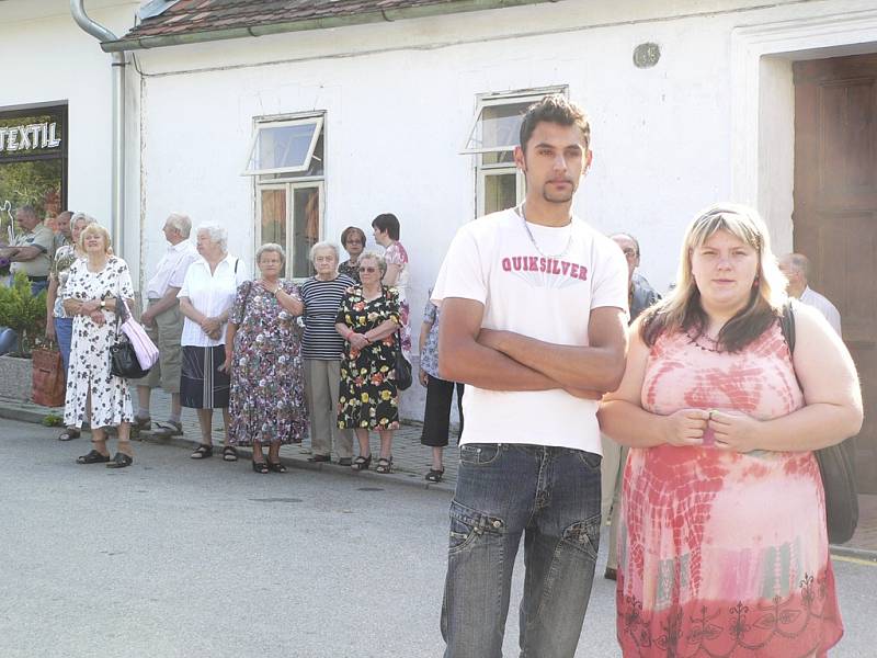 23. ročník Křemežského veletrhu tradičně potrvá až do neděle. 