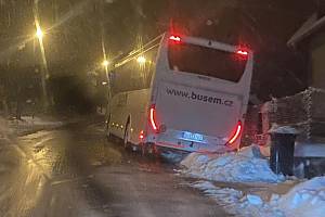 Nehoda autobusu ve Větřní.