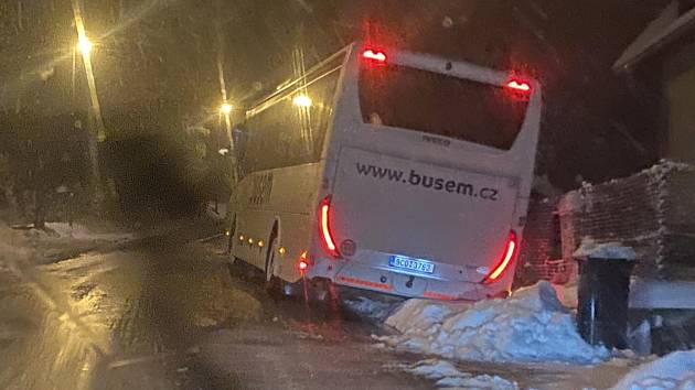 Nehoda autobusu ve Větřní.