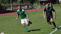 Fotbalová příprava: FK Slavoj Český Krumlov (zelené dresy) - TJ Olešník 1:2 (0:1).