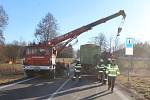 Nehoda nákladního automobilu zastavila na několik hodin provoz na silnici v úseku od Kamenného Újezdu směrem Český Krumlov.