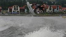 Wakeboardová exhibice Tomáše Huška v Lipně nad Vltavou.