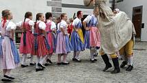 Folklórní soubor Jitřenka přivezl s sebou do Českého Krumlova velikonoční atmosféru.