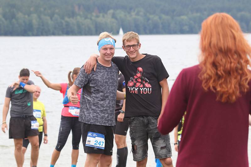 Lipno Sport Fest 2019 v sobotu zahájil půlmaraton v rámci Mizuno Trail Running Cupu 2019.