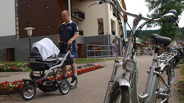 Při poznávání Lipenska už se cyklisté nemusejí potit - Jindřichohradecký  deník