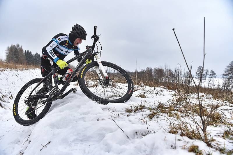 Trasa Lipno Ice Marathonu v Černé byla náročná - přesně tak, jak závodníci chtěli a očekávali.