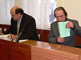 Českokrumlovský soud shledal Ladislava Vaňka (vpravo) viným.