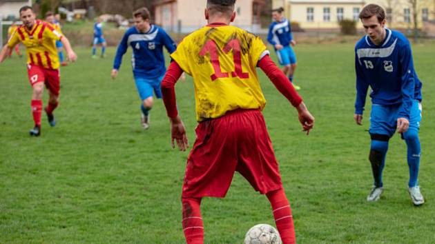 Sokol Chvalšiny - Ledenice 2:4 (0:1).