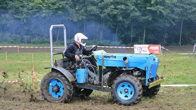 Druhá traktoriáda se uskutečnila o víkendu v Benešově nad Černou.
