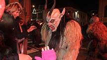 Krampus show v Kaplici si užívali diváci i účinkující.