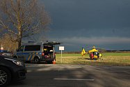 Vážná dopravní nehoda se odehrála v pátek odpoledne na křižovatce E 55 u Holkova.