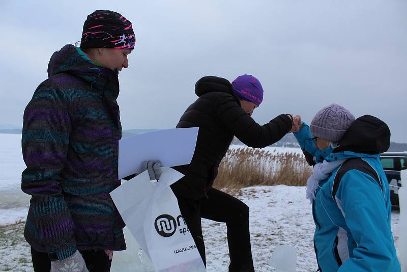 Lipno Ice Marathon prověřil na osm desítek borců, kteří nejsou z cukru.