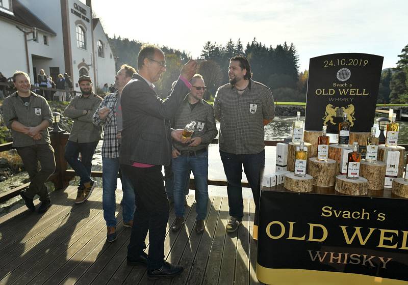 Představení a křest nové jihočeské whisky ve Svachově Lhotce.