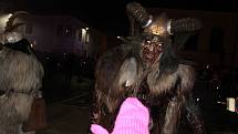 Krampus show v Kaplici si užívali diváci i účinkující.