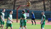 Fotbalová divize: Slavoj Český Krumlov - Tochovice 4:3 (2:1).