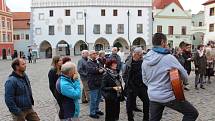 Demonstrace za odstoupení Marie Benešové se v Českém Krumlově účastnilo na osmdesát lidí.