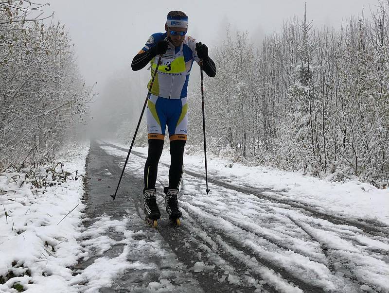 Frymburk – Svatý Tomáš Roller Ski Tour 2019 se jela v sobotu 9. listopadu na 33 km dlouhé trati.