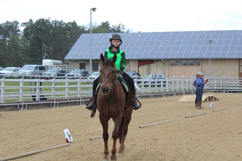 První závody v jezdecké disciplině Working equitation na Ranči v Čertyni.