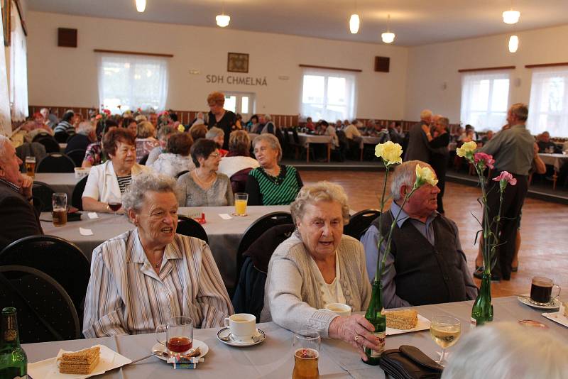 Setkání seniorů ve Chmelné.