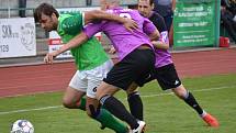 KP – vložené 16. kolo: FK Slavoj Český Krumlov (zelené dresy) – SK Jankov 1:2 (0:1).