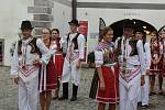 Významnou součástí Svatováclavských slavností je Mezinárodní folklórní festival.