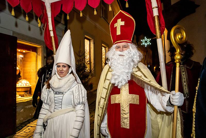 V Krumlově úřadoval Ježíškův poštovní úřad a Mikuláše doprovodila Bílá paní.