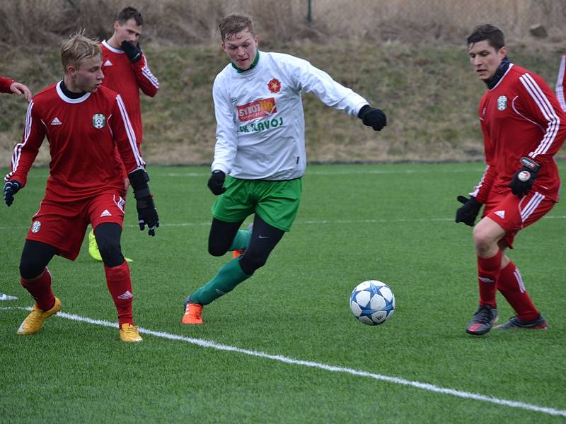 Generálka: FK Slavoj Český Krumlov (v bílém) - SK Jankov 2:0 (1:0).