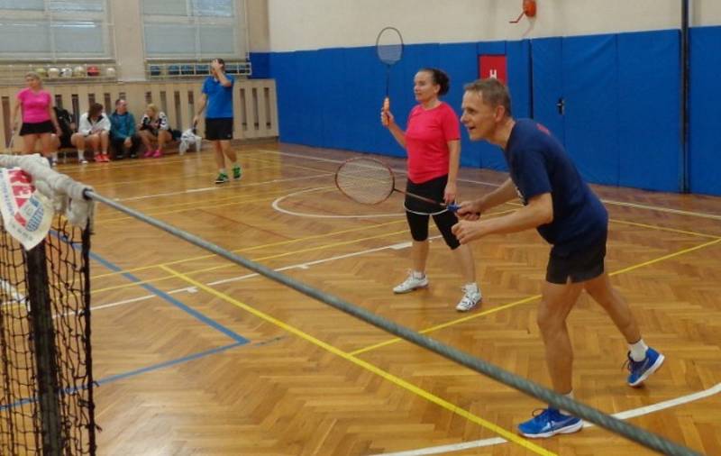 Závěrečný turnaj veteránské Grand Prix v badmintonu hostila Plzeň. Tým Krumloš obsadil konečné čtvrté místo.