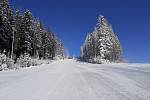Skiareál Lipno 13. prosince 2022, tři dny před zahájením nové zimní sezóny.