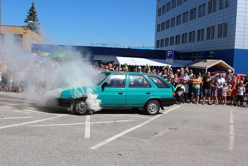 Oslavy Sboru dobrovolných hasičů ve Velešíně.