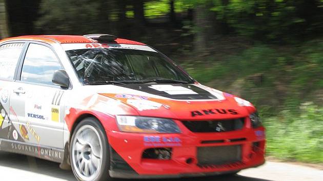 V sobotu čekalo na závodníky Rallye Český Krumlov osm rychlostních zkoušek.