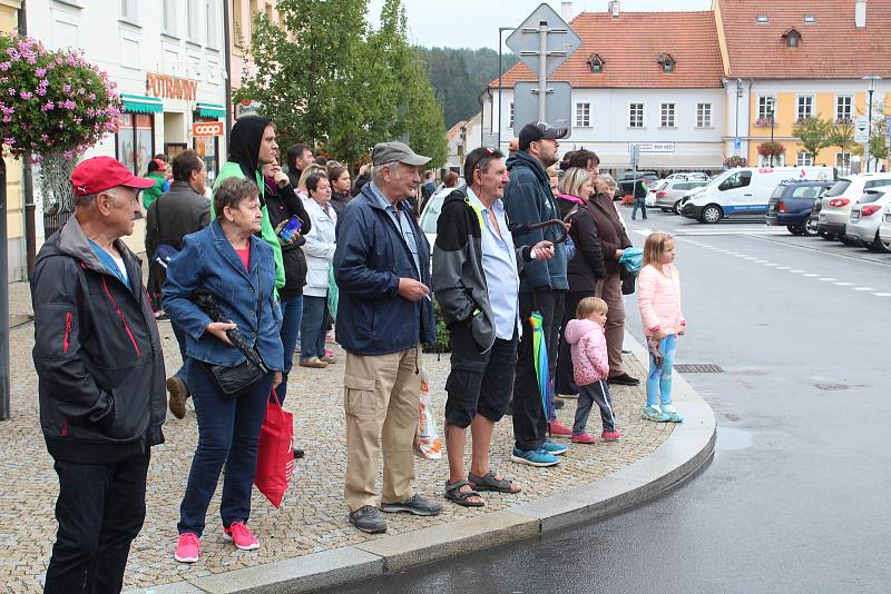 Sobotní hlavní průvod Kaplických slavností připomněl letošní sté výročí vzniku republiky.