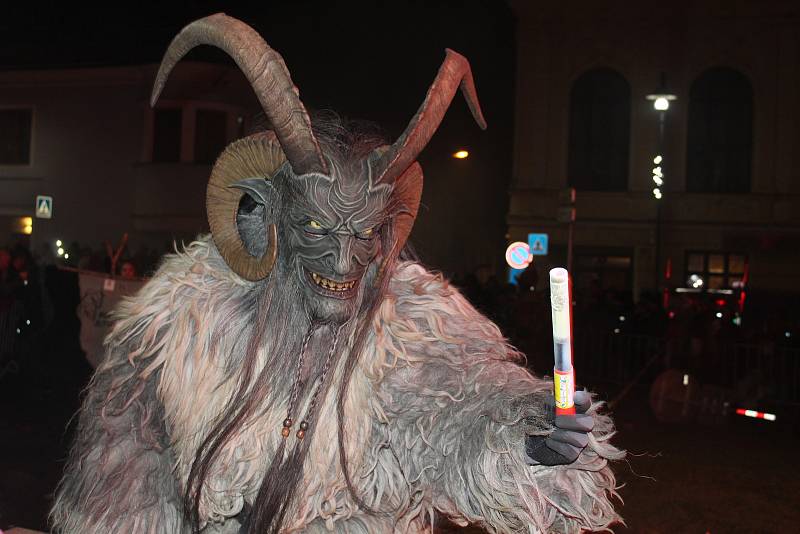 Krampus show v Kaplici v roce 2017.