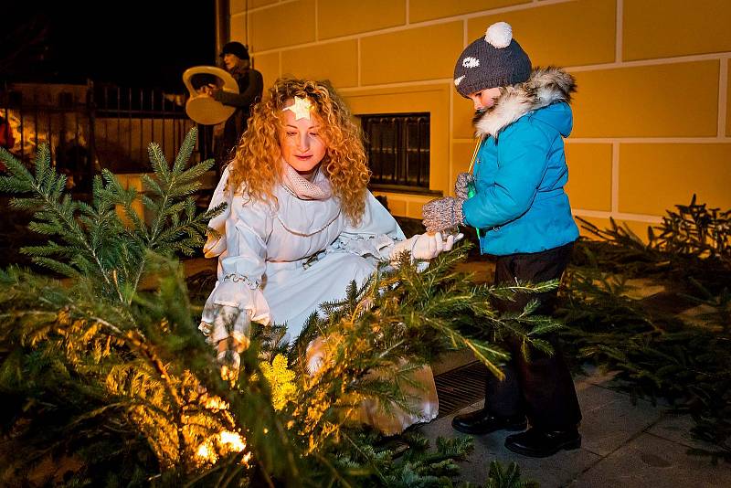 Slavnostní zahájení adventu a rozsvícení stromu v Českém Krumlově.